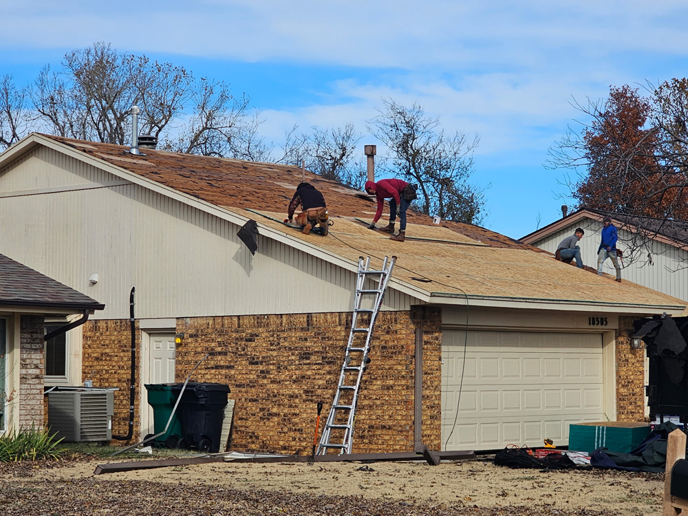 JayReevesRoofing_ResidentialRoofingContractorOKC20260123_302