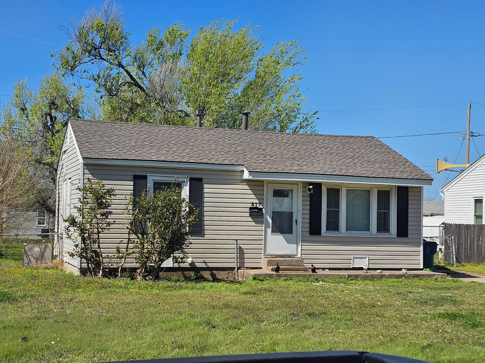 JayReevesRoofing_ResidentialRoofingContractorOKC20260123_304